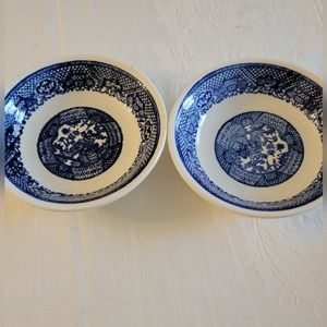 Lot of 2 blue Willow bowls 5"